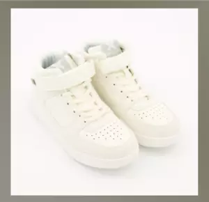 Nuove scarpe da ginnastica XTI Kids bianche medie scarpe invernali autunno uk6 eu39 prezzo al pubblico £50 - Foto 1 di 5