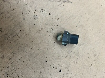 2005 2004 SUZUKI GSXR600 600 OEM ОХЛАЖДАЮЩАЯ ЖИДКОСТЬ датчик температуры - Изображение 1 из 3