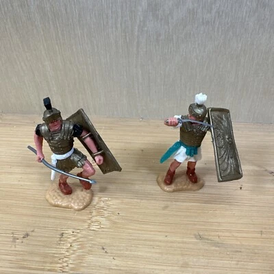 Vintage Timpo Roman Soldiers Lot of 2 Swoppets with Shields & Spears - Image 1 of 4