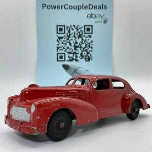 Hubley 1941 Cadillac Sedan in Red  7” Vintage Pressed Steel/Diecast EXC - Picture 1 of 10