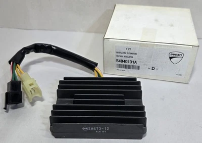 NEW Genuine Ducati 748 750 888 900 916 2 Phase Regulator Rectifier OEM 54040131A - Image 1 of 4