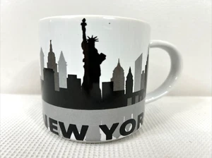 New York City Skyline Ceramic Coffee Mug With Taxi Cab NYC Mug Club EUC - Picture 1 of 9