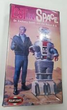 Polar Lights #5019 Lost in Space Dr. Smith & Robot B-9 Model