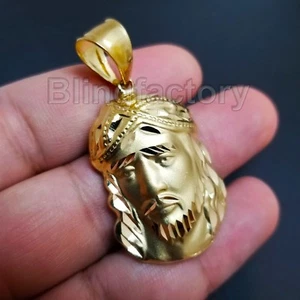 ICED HIP HOP BRASS GOLD PLATED JESUS HEAD DIAMOND CUT FASHION CHARM PENDANT - Picture 1 of 4