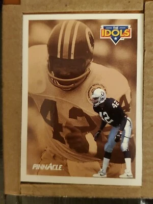 1991 Pinnacle The Idols HOFers Charley Taylor and Ronnie Lott Football Card #381 - Image 1 of 2