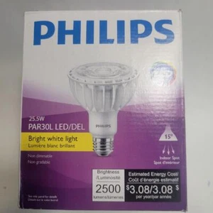 25.5 W Philips LED indoor spotlight 2500 Lumens! PAR30L/25.5W E26 standard base - Picture 1 of 1