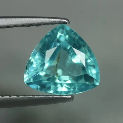 1.96 Cts_Modelo de Rol de Valor Paraiba_100% Natural Paraiba Azul Apatita_Brasil Foto 1 de 3