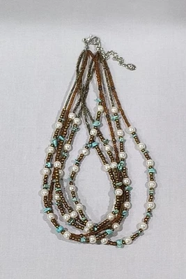 Collar Cynthia Gale Multi Hilo Turquesa Chip Imitación Perla Cuentas Ajustable Foto 1 de 4