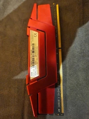 G.SKILL RIPJAWS V DDR4-2400 8GB RAM CL17-17-17-39 1.2V F4-2400C17D-16GVR - Image 1 of 2
