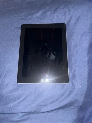 Apple iPad 2nd General Model MC770LL/A 32GB Silver - Image 1 of 3