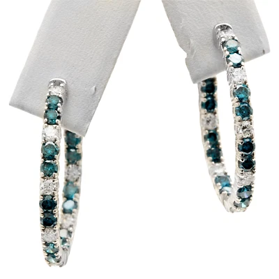 Aretes tipo argolla de oro blanco macizo de 14 quilates con diamantes azules y blancos naturales de 2,50 quilates Foto 1 de 4