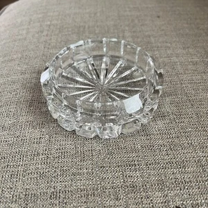 Vintage großer Kristall Starburst Muster geschliffen Klarglas Zigarre Zigarette Aschenbecher - Bild 1 von 5