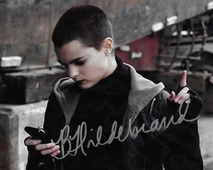 Foto Brianna Hildebrand Firmata a mano colore 8x10 raso Marvel Deadpool - Foto 1 di 1