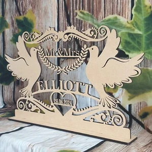 Mr and Mrs Table Sign Freestanding Sign Wedding Table Décor  Wooden Letters - Bild 1 von 5