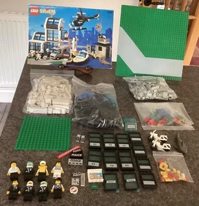 COMPLETE LEGO TOWN POLICE SET 6598- METRO PD STATION WITH INSTRUCTIONS - Picture 1 of 7