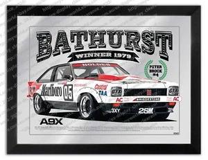 BAR MIRROR SUIT PETER BROCK BATHURST 1979 WINNER HDT A9X TORANA FAN #0262 - Picture 1 of 3