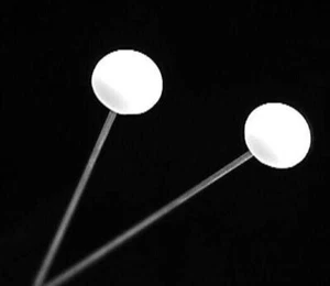 GLORREICHE LEUCHTENDE MILCHGLAS-HUTNADELN! HP-040 - Bild 1 von 1