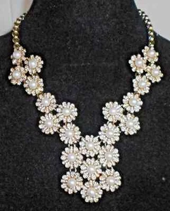 Talbots Statement Necklace Gold Tone Approx. 18" NWT - Picture 1 of 2
