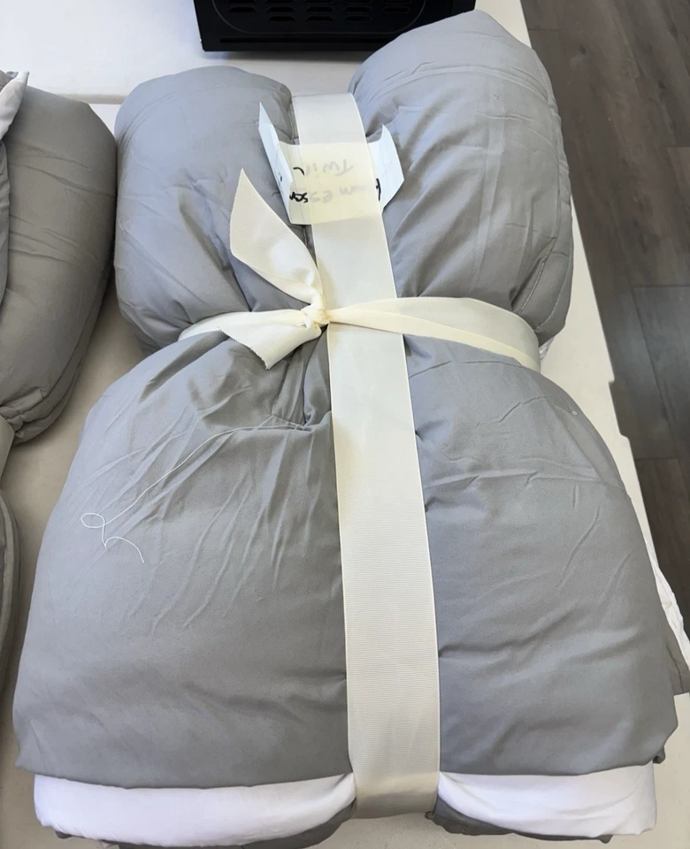 Room Essentials Twin серый одеяло новый без ЯРЛЫКОВ - Изображение 1 из 2