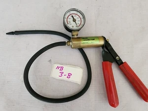 Sears 161.2174 Handheld Vacuum Pump - Picture 1 of 3