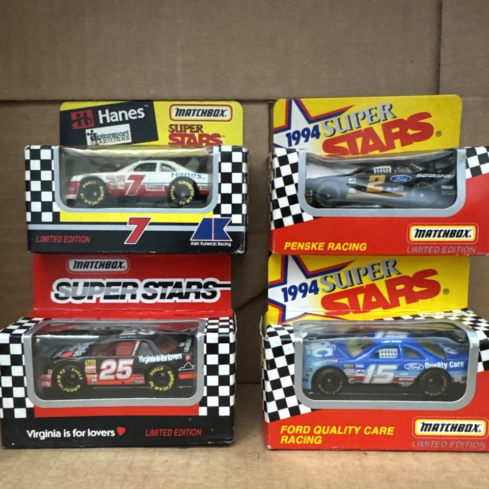 Matchbox 90s Super Stars Series II - 25, 15, 7, 2 - Image 1 of 4