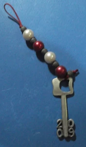 GRIECHENLAND GRIECHISCH 2009 Viel Glück Metall Charm Ornament mit Schlüssel Dekoration!!! - Bild 1 von 2