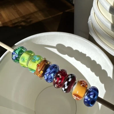 Lote de 9 contas de vidro autênticas Trollbeads prata esterlina vermelho/verde/azul - Imagem 1 de 2