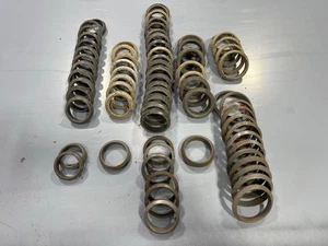 (70) NOS EXHAUST DOUGHNUT GASKETS 6 SIZES 1960'S 1970'S Assorted LOT BULK - Picture 1 of 8