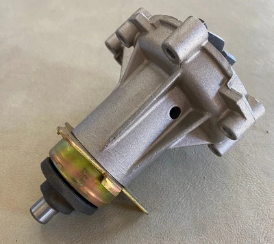 Graf Eng. Water Pump - PA446 / 601-200-09-20 - For Mercedes-Benz 190D 1984-1985 - Image 1 of 4