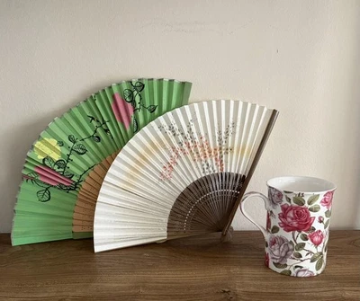 STUNNING  MAXWELL & WILLIAMS (2002) "ROSEBUD" MUG. - Image 1 of 4