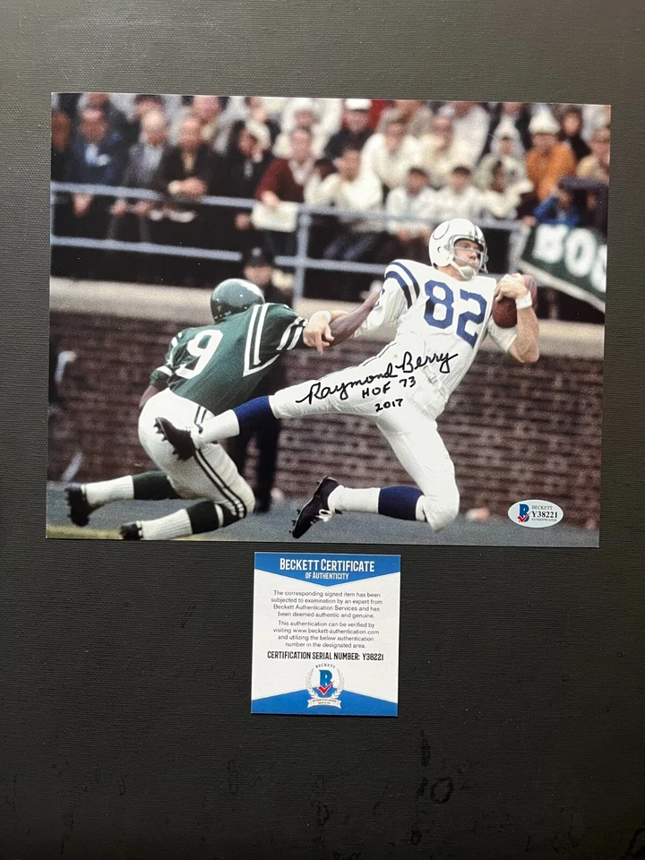 Raymond Berry Hot autographed signed  Baltimore Colts HOF 8x10 photo Beckett BAS - Image 1 of 1