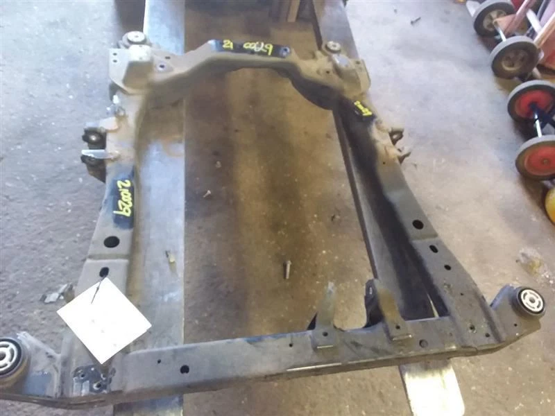 Crossmember/K-Frame delantero AWD compatible con 12-14 LACROSSE 335632 Foto 1 de 4