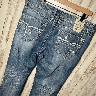 Jean Rock Revival Curtis desgastado bordado grunge pierna recta para hombre 38 x 33 Foto 1 de 4