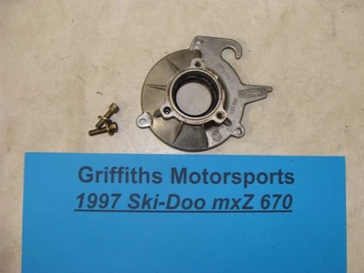 Ski-Doo MXZ 670 1997 placa de anillo de montaje de estator 810-265  Foto 1 de 4