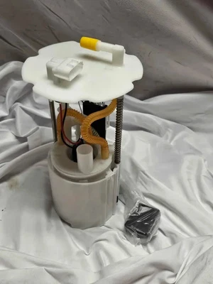 Топливный насос в сборе 17040-1BA0D-BA для Infiniti 2008-12 EX35 2013-2017 EX37 QX50 - Изображение 1 из 4