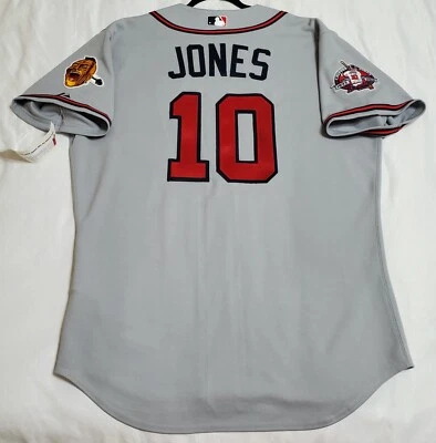 AUTHENTIC MAJESTIC CHIPPER JONES 48 XL ATLANTA BRAVES ON FIELD Jersey - Image 1 of 4