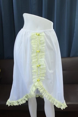 #E22 Estilo De Colección 2XL/ElásticoW.24-42" Blanco Nylon Medio Deslizamiento con Borde de Encaje Longitud27" Foto 1 de 4