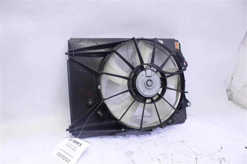 RADIATOR FAN ASSEMBLY MDX Pilot Ridgeline 14 15 16 17 18 19 1306223 Foto 1 de 4