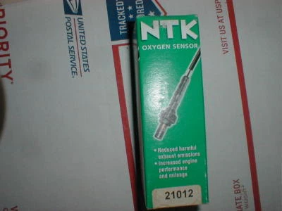 NTK   21012  O2 02 Oxygen Sensor NEW in Box    GEO Isuzu * Foto 1 de 4