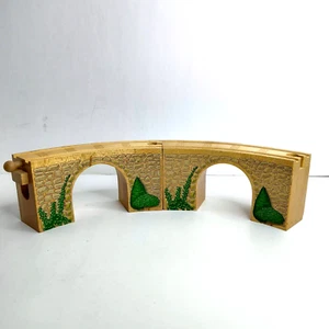 Thomas & Friends Curved Arched Viaduct Bridge - 2 Pieces Wood Train Accessory - Picture 1 of 8