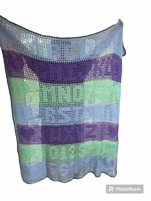 "Hermosa manta de ganchillo hecha a mano púrpura azul verde patrón ABC 123 75""x80""" Foto 1 de 2