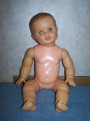 De colección. "Muñeco bebé articulado todo vinilo difícil de encontrar ideal EB-24-3 JOHNNY Playpal Boy 24""" Foto 1 de 4