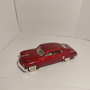 Road Signature 1948 Tucker #94229 Diecast 1:43 - Picture 1 of 6