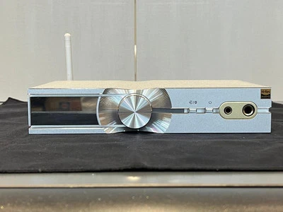 (US Duty Free) iFi NEO iDSD desktop DAC/amp,Used - Image 1 of 4