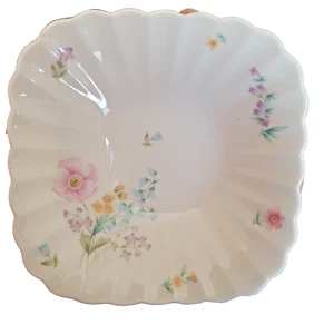 Mikasa Ivory Bone China Scalloped Edge Bowl Gentle Breeze Collection 2007 Flower - Picture 1 of 15