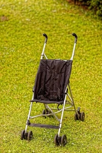GB Ultra Compact Lightweight Pushchair Satin Black baby pram - Picture 1 of 1