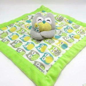 Manta de seguridad Carters gris búho estampado amoroso borde y espalda verde en blanco - Imagen 1 de 5