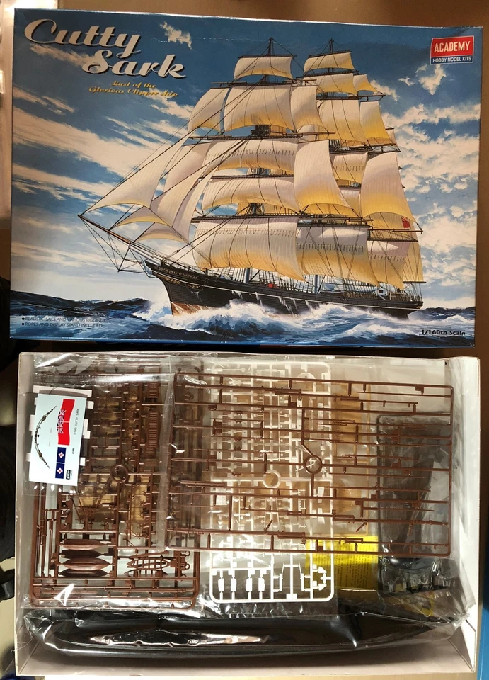 ACADEMY 1445 - CUTTY SARK • LAST OF GLORIOUS CLIPPER SHIP - 1/160 PLASTIC KIT - Immagine 1 di 1