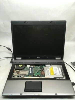 HP Compaq 6735b 15.4" Laptop For Parts Powers On Doesn't Boot NO HDD/RAM JR - Image 1 of 4