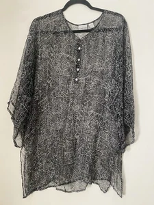 VTG Chico’s 100% Silk Sheer Blouse Black White Abstract Print Size S Oversized - Picture 1 of 7